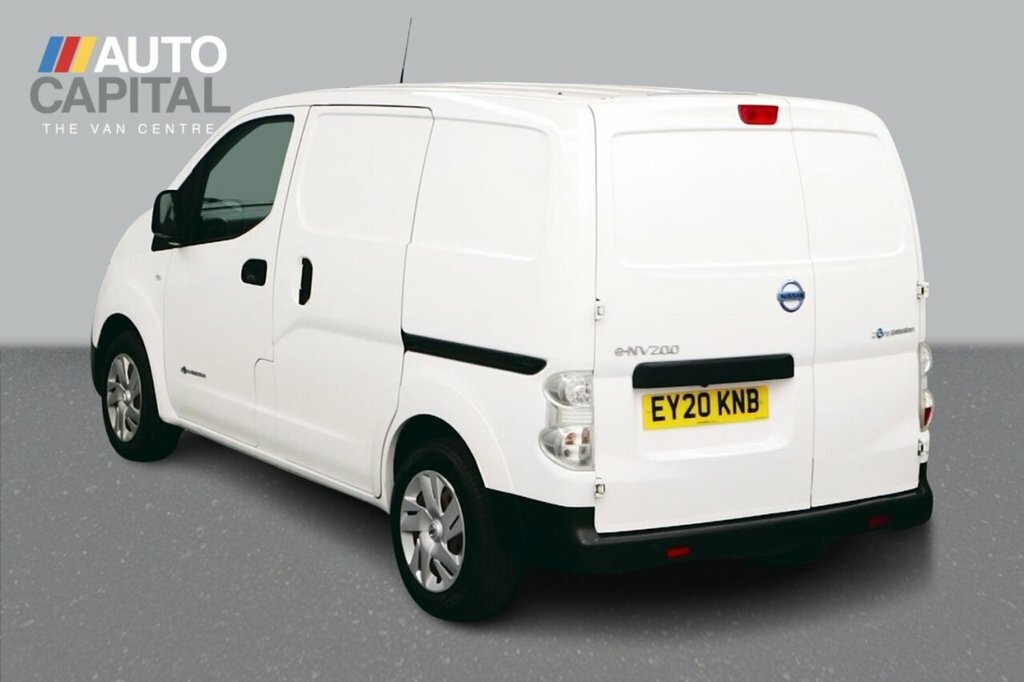 Nissan e-NV200 Mpv White #3
