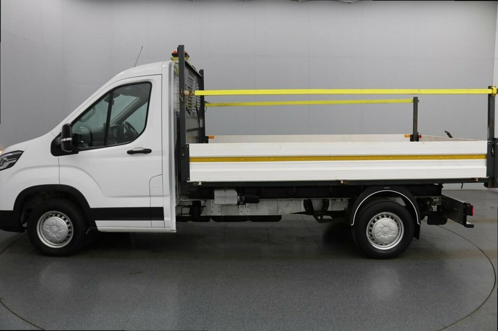 Maxus Deliver 9 Diesel White #10