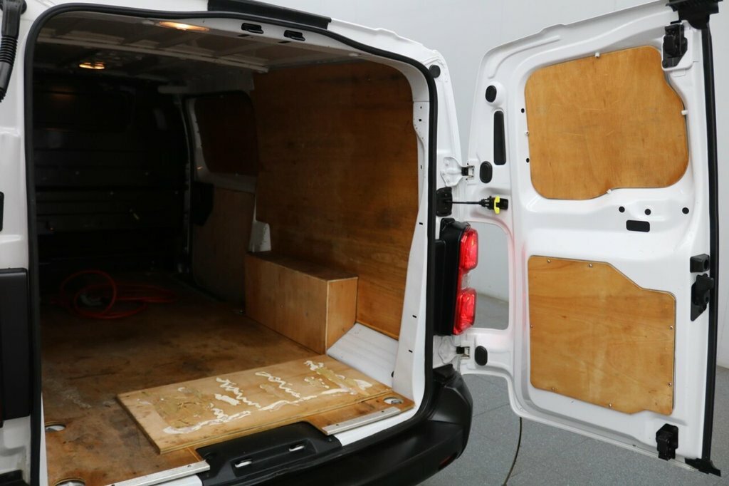 Peugeot E-Expert Mpv White #18