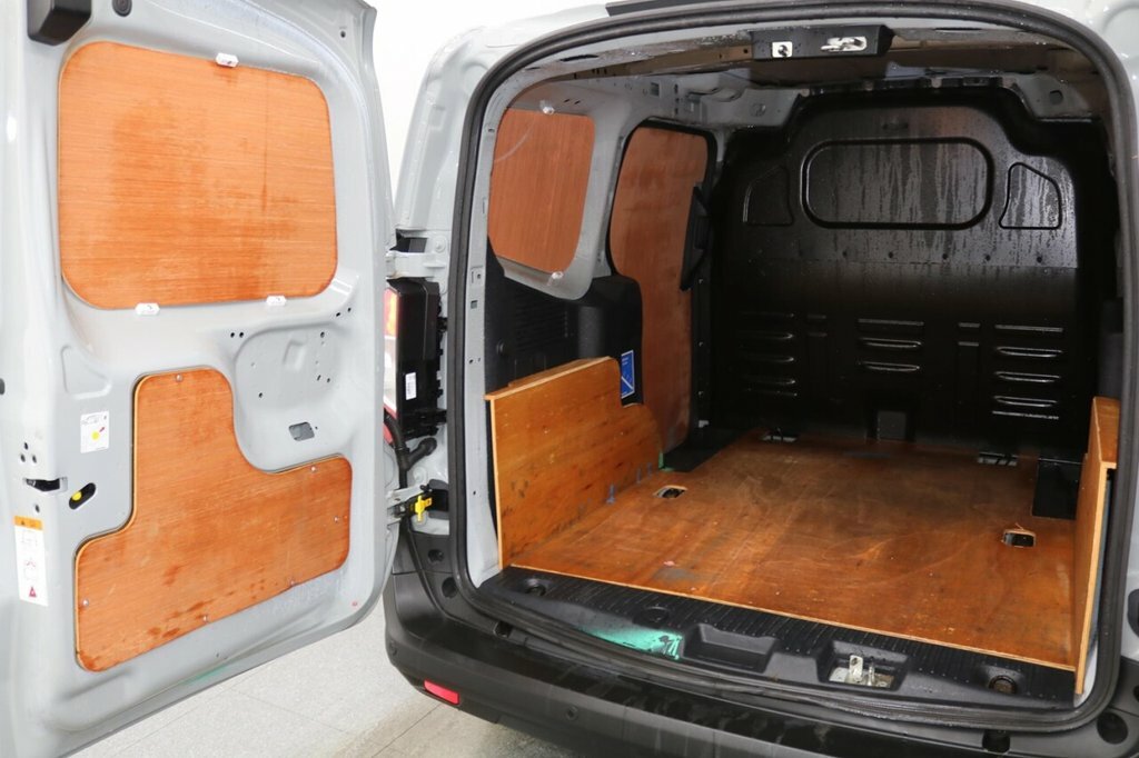 Ford Transit Courier 1.0 Ecoboost Limited L1 Euro 6 Ss Silver #10