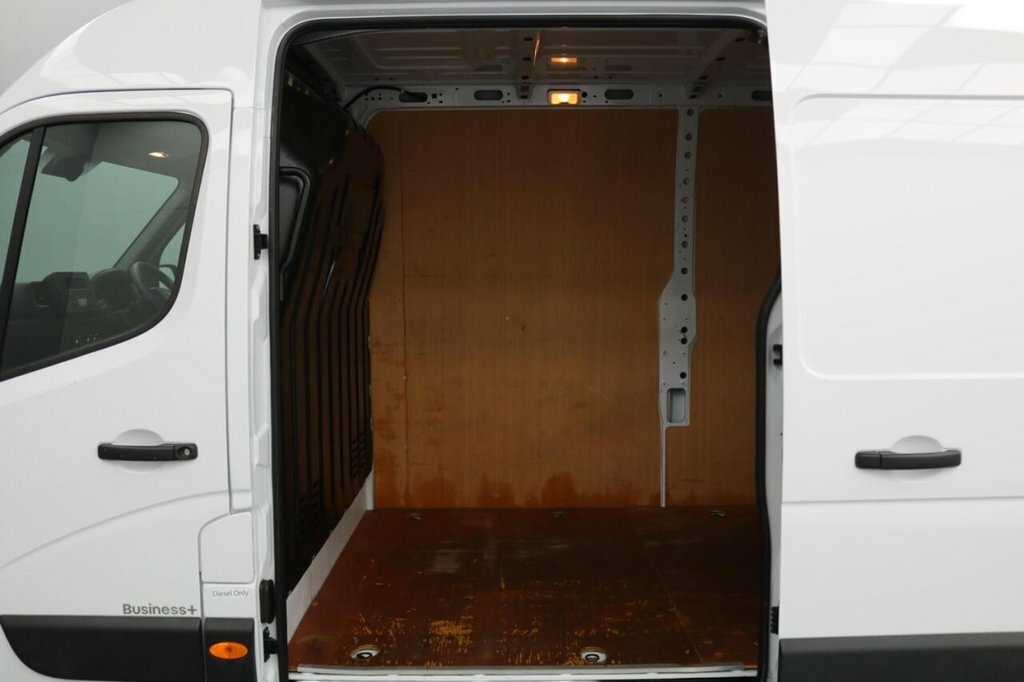 Renault Master Lm35 Business Dci White #9
