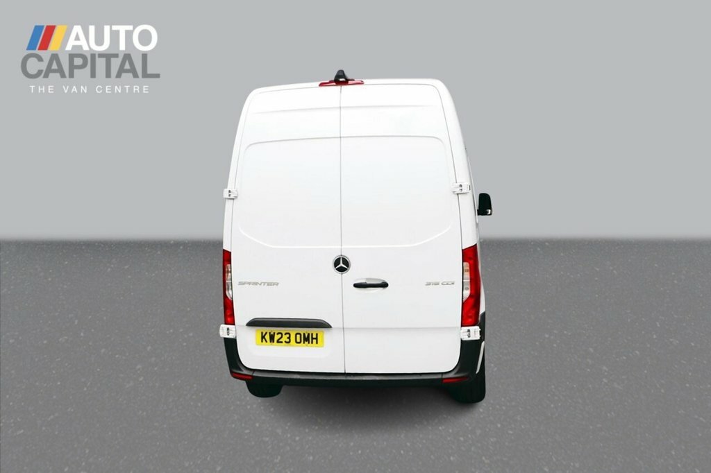 Mercedes-Benz Sprinter 2L Premium White #4