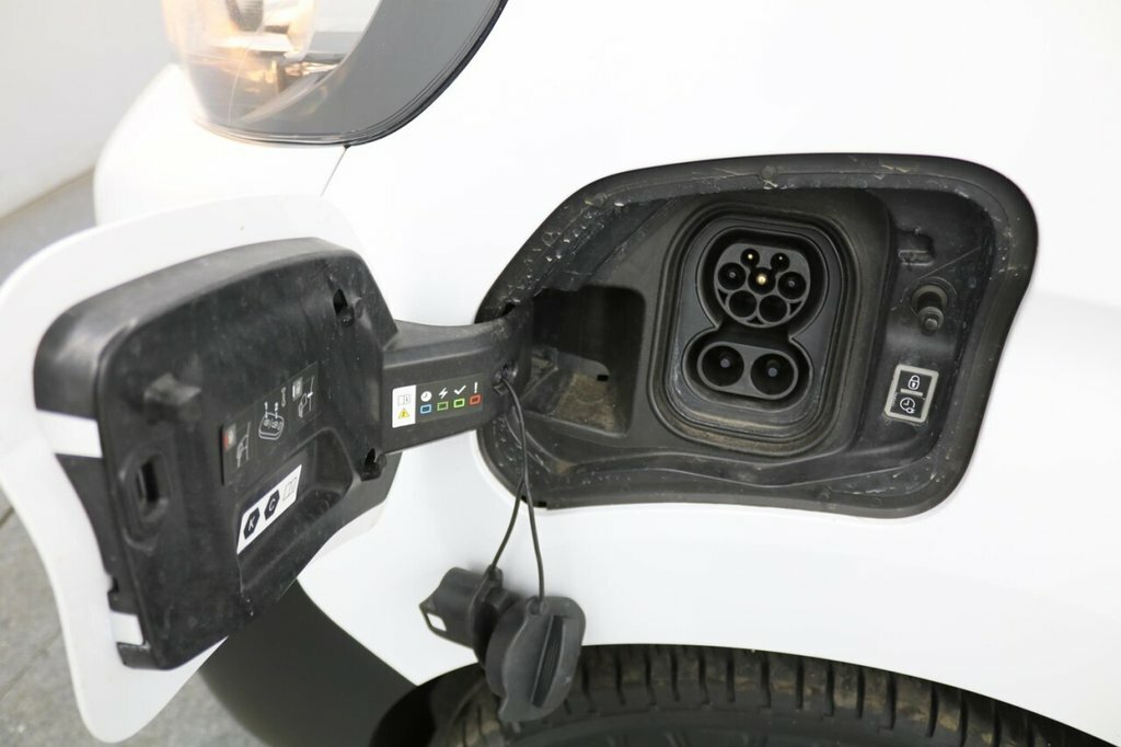 Peugeot E-Expert E 1000 75Kwh Professional Long Panel Van 6Dr Elect #51