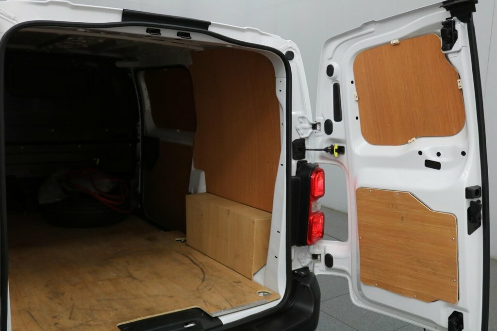 Peugeot E-Expert E 1000 75Kwh Professional Long Panel Van 6Dr Elect #13