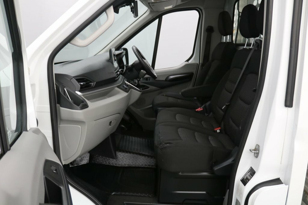Maxus Deliver 9 Diesel White #11