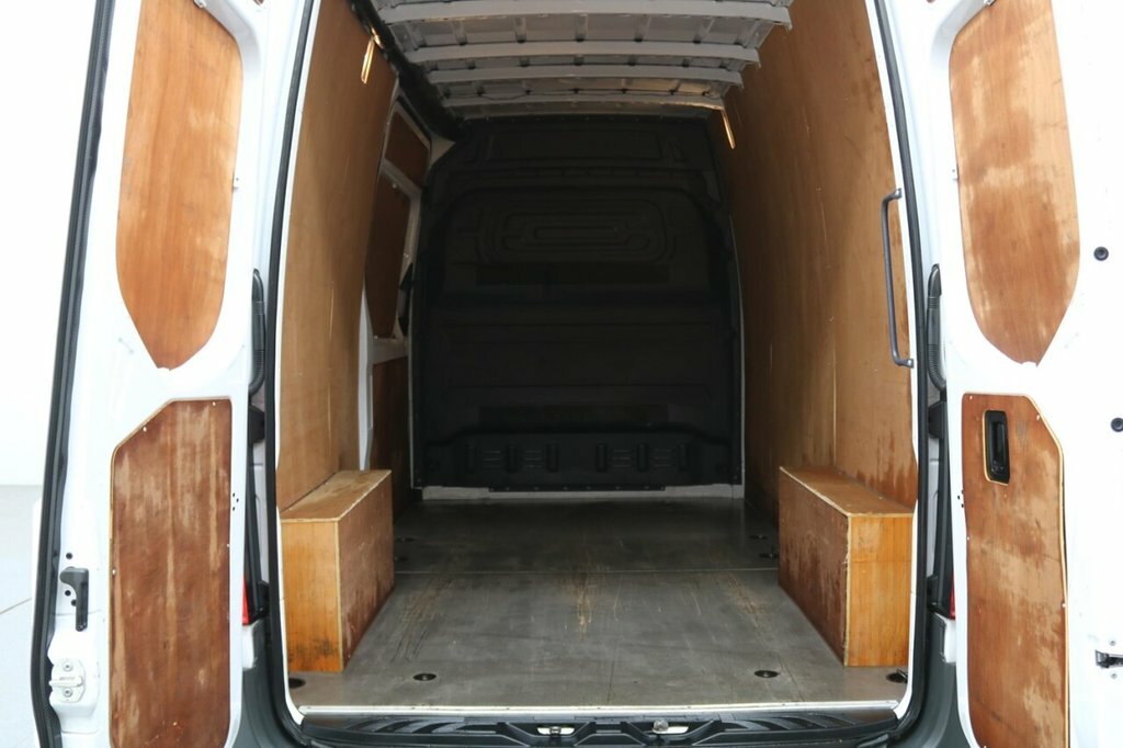 Mercedes-Benz Sprinter Mwb L2h2 Medium Blue #14