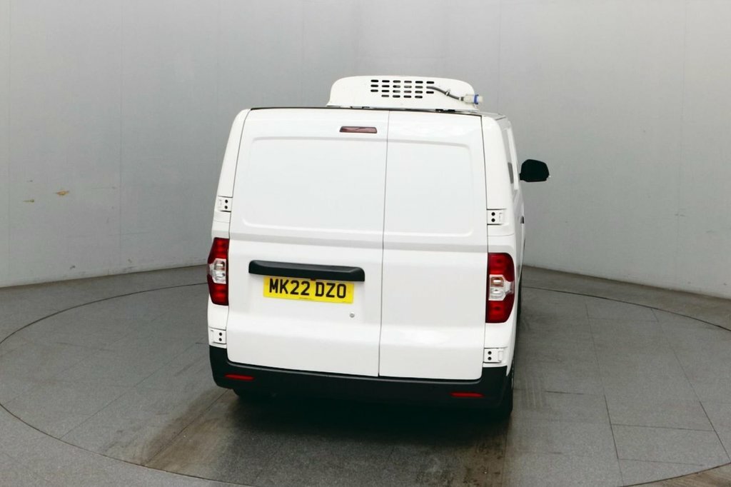 Maxus eDeliver 3 Electric White #4
