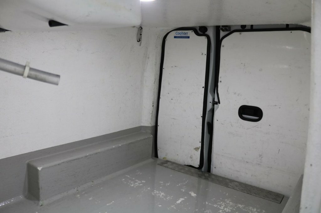 Maxus eDeliver 3 35Kwh Panel Van Fwd L1 122 Ps White #11