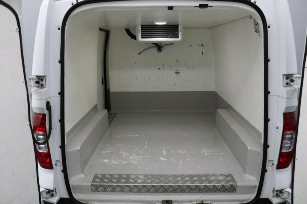 Maxus eDeliver 3 50.23Kwh Panel Van Fwd L1 122 P White #14
