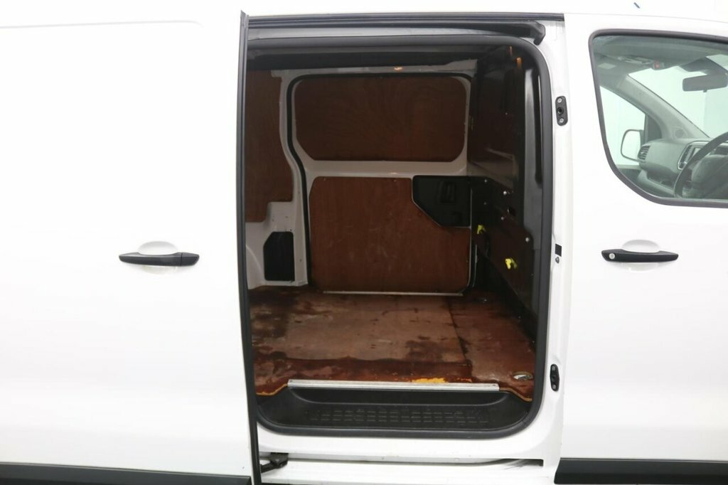 Peugeot E-Expert E 1200 75Kwh Professional Standard Panel Van 6Dr E White #10