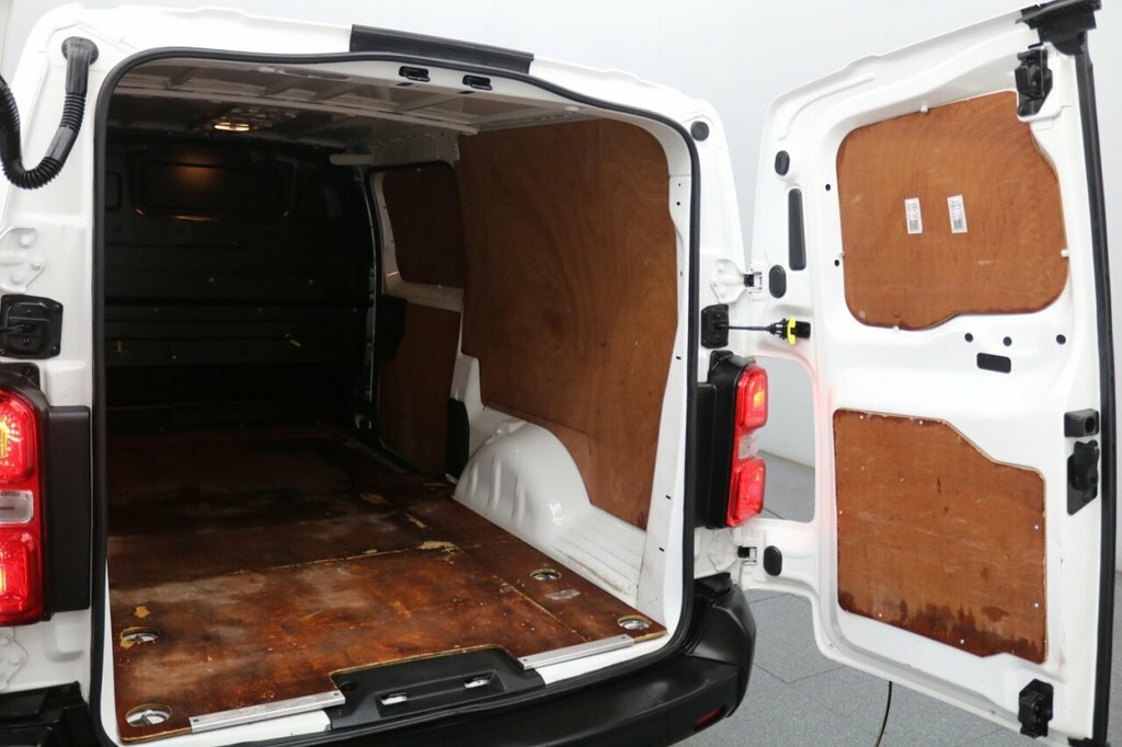 Peugeot E-Expert E 1200 75Kwh Professional Standard Panel Van 6Dr E White #18
