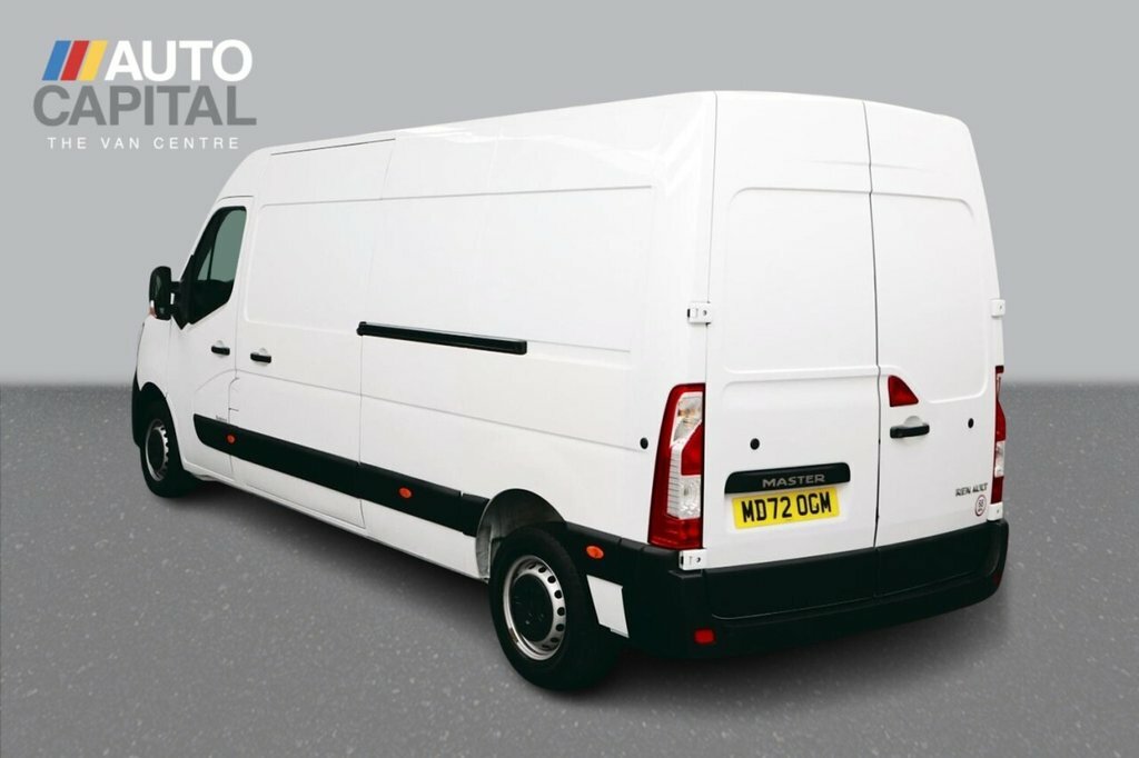 Renault Master 2.3L Business MD72OGM White #3