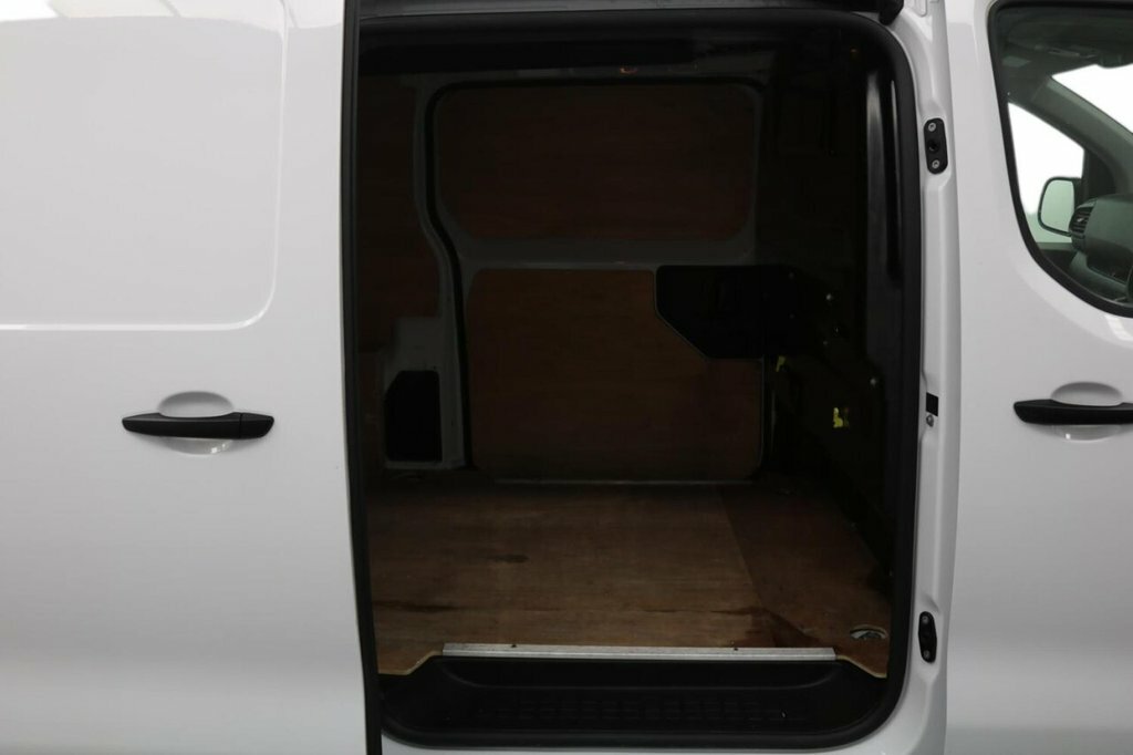 Peugeot Expert 1.5 Bluehdi Std #8