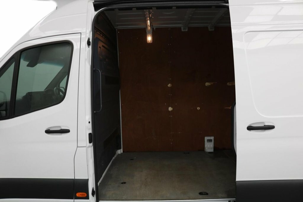 Mercedes-Benz Sprinter 2.0 315 Cdi Progressive Panel Van Manua White #9