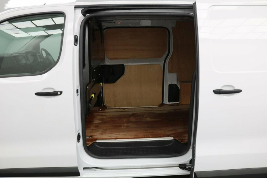 Peugeot Expert Diesel White #8