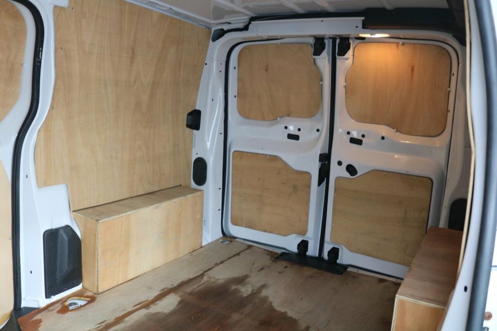 Peugeot Expert Diesel White #17