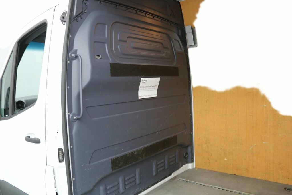 Mercedes-Benz Sprinter 2.0 315 Cdi Progressive Panel Van Manua Silver #9
