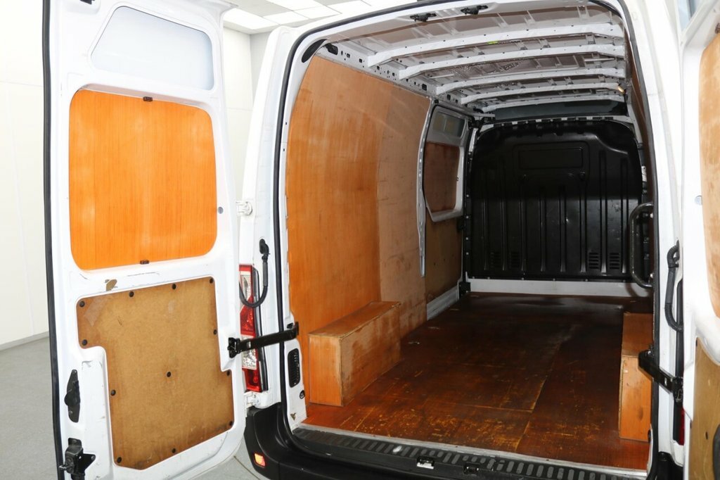 Renault Master Lh35dci 135 Business High Roof Van White #11