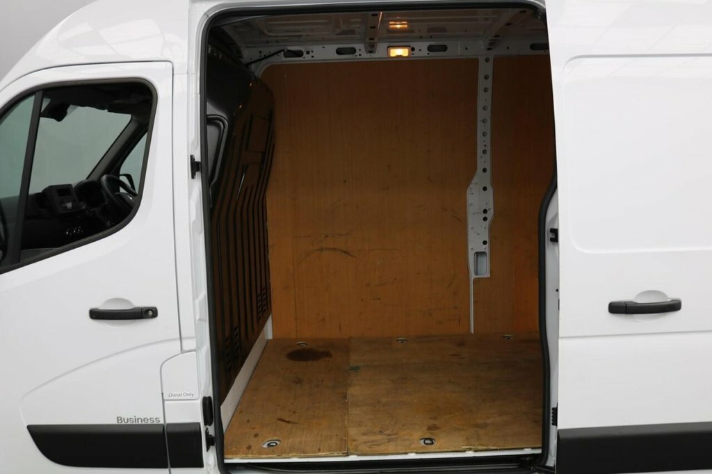 Renault Master Master 2.3 Luton Euro 6 U780 U White #9