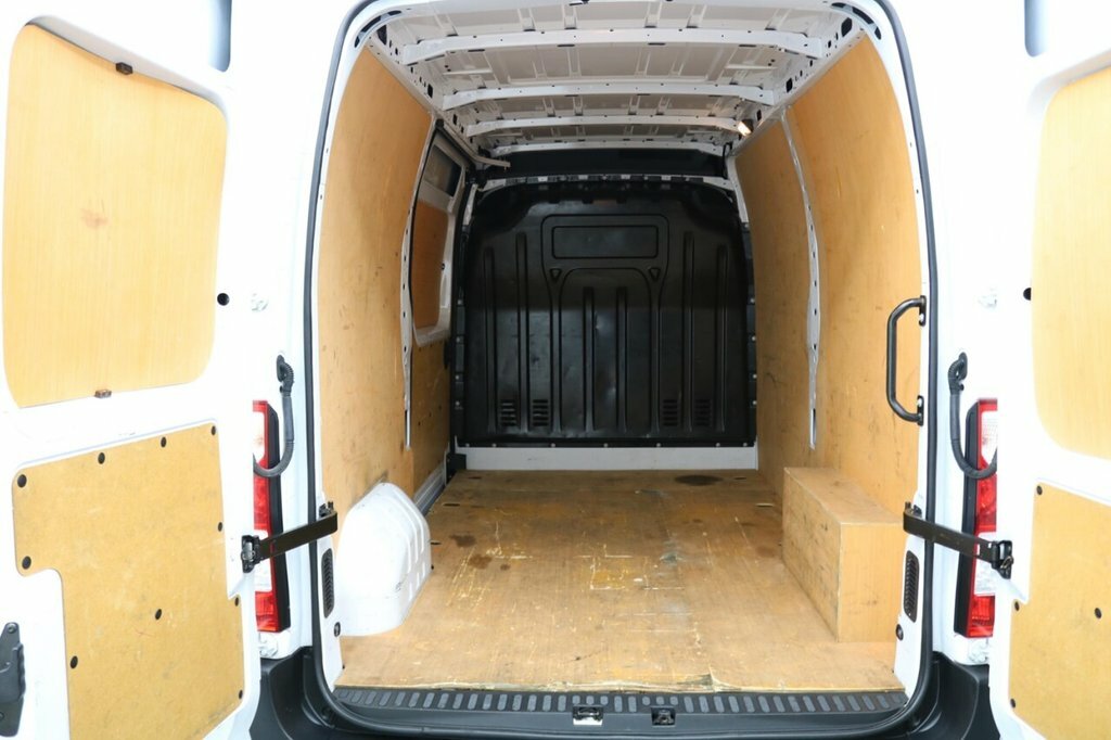 Renault Master Master 2.3 Luton Euro 6 U780 U White #14