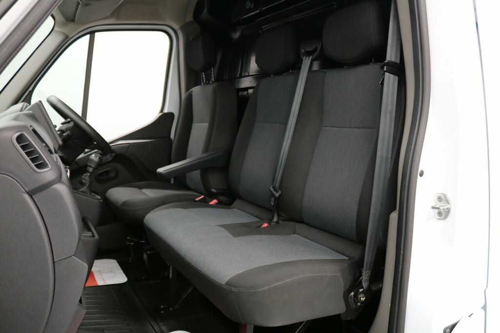 Renault Master Master 2.3 Luton Euro 6 U780 U White #17