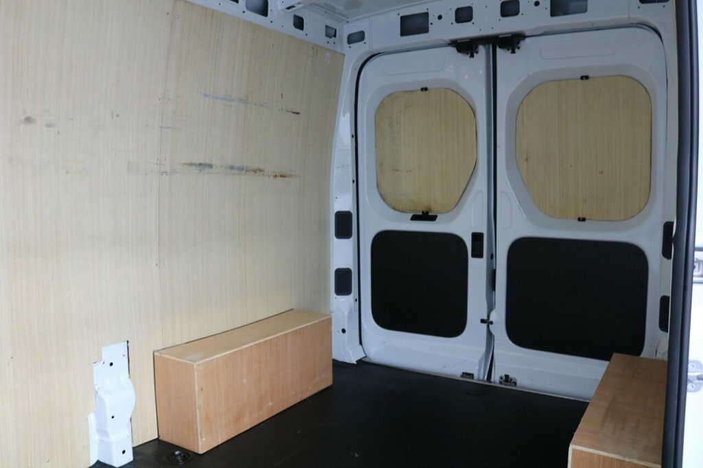 Maxus Deliver 9 2.0 D20 Chassis Cab Rwd L3 Euro White #10