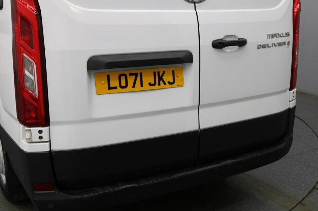 Maxus Deliver 9 2.0 D20 Chassis Cab Rwd L3 Euro White #19