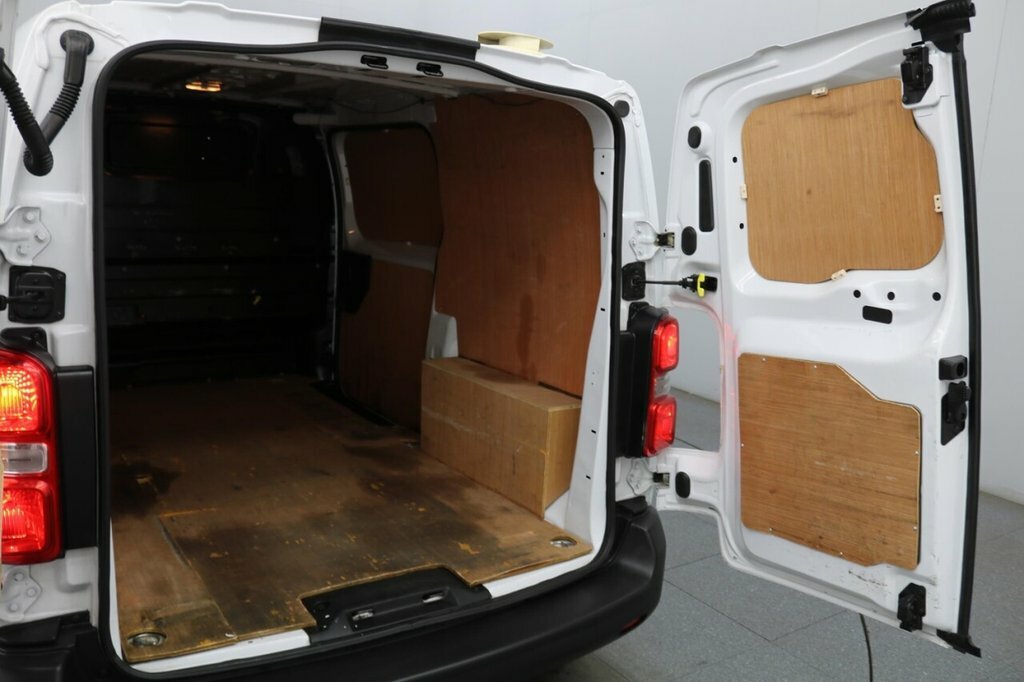 Peugeot Expert Diesel White #18