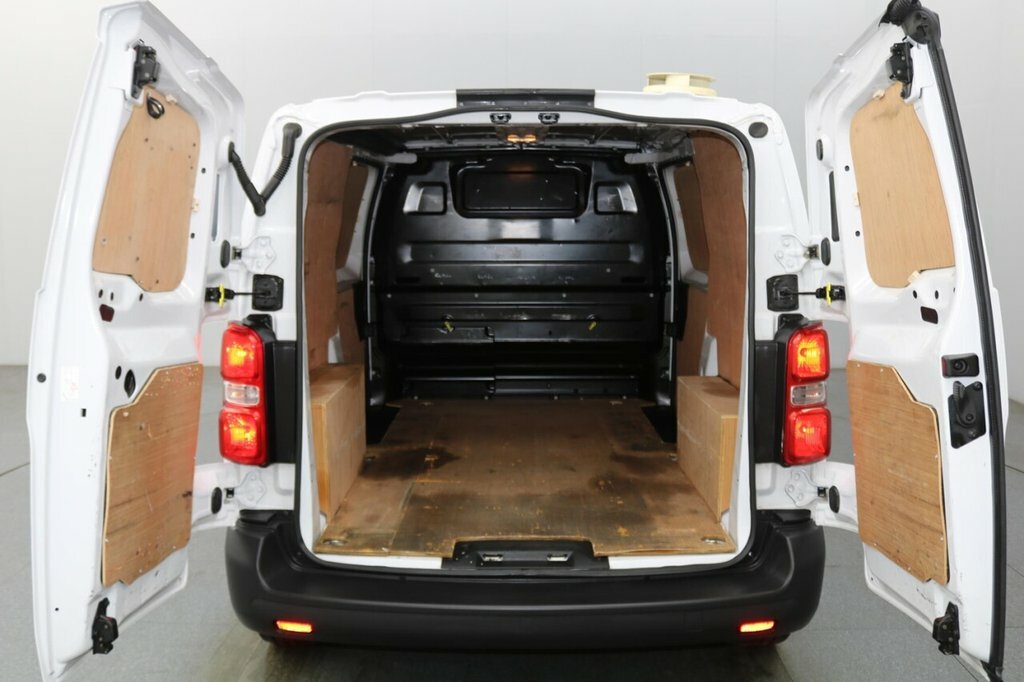 Peugeot Expert Diesel White #11