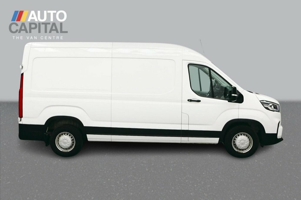 Maxus Deliver 9 Mpv White #6