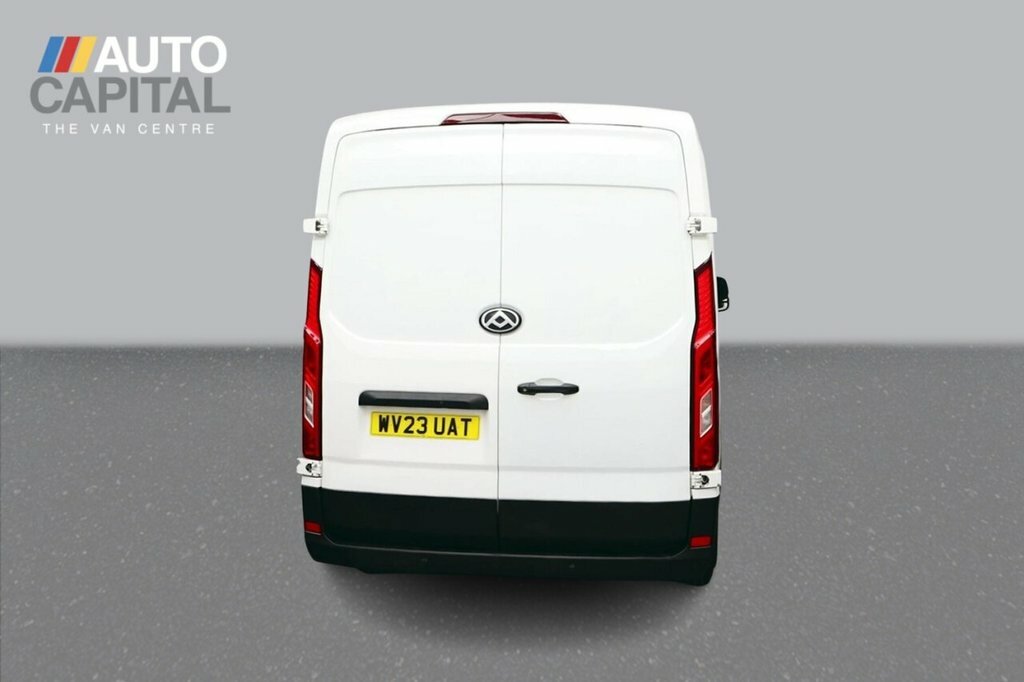 Maxus Deliver 9 Mpv White #4