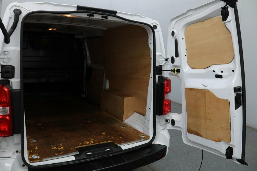 Fiat Scudo Panel Van 2.0 Multijet Tecnico 2023 White #18