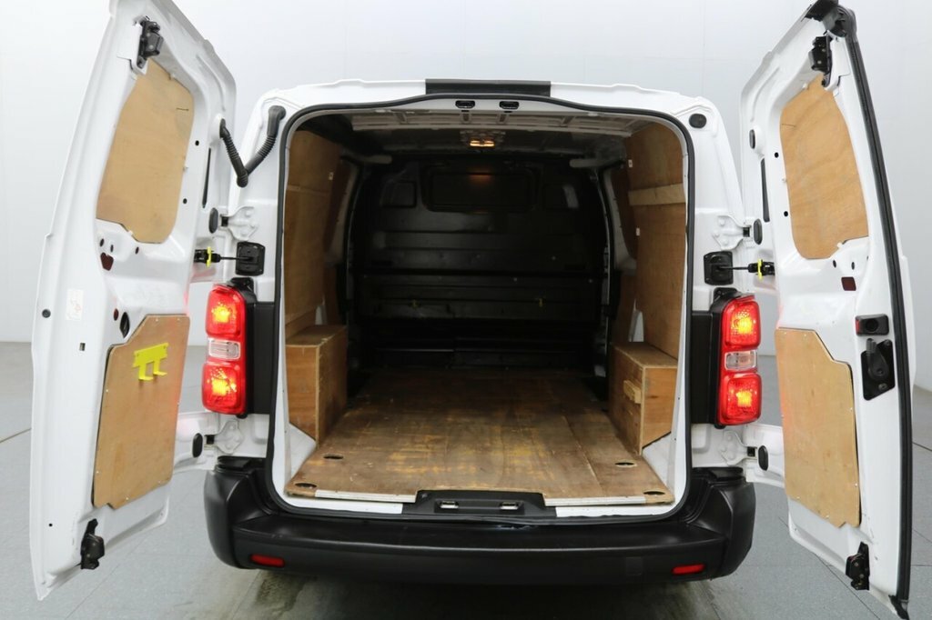 Peugeot Expert Mpv White #9