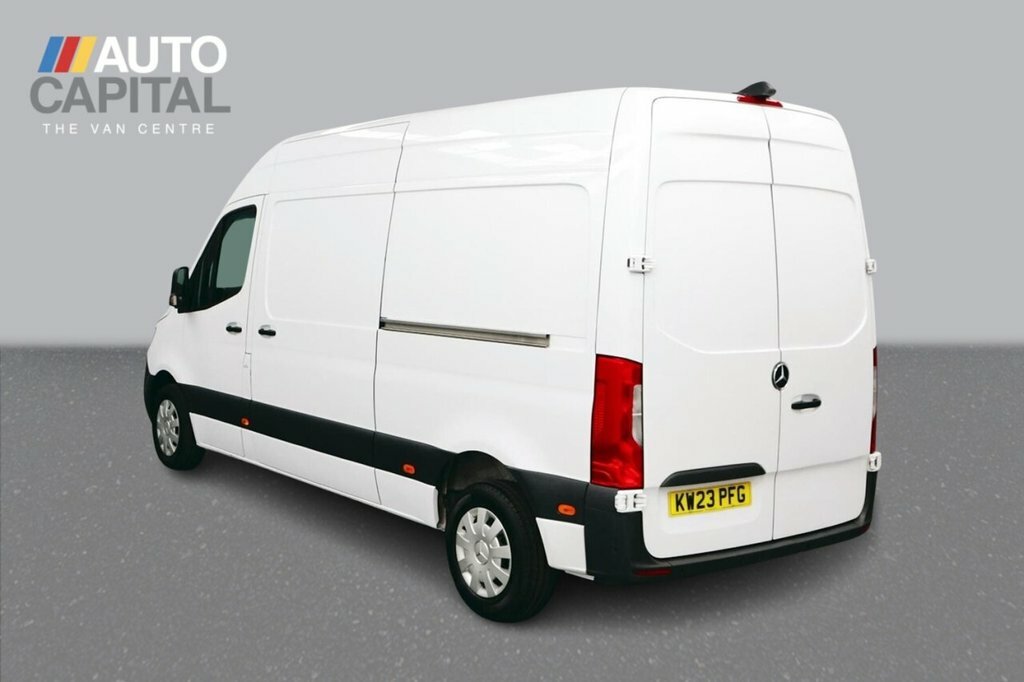 Mercedes-Benz Sprinter 2L Premium White #3