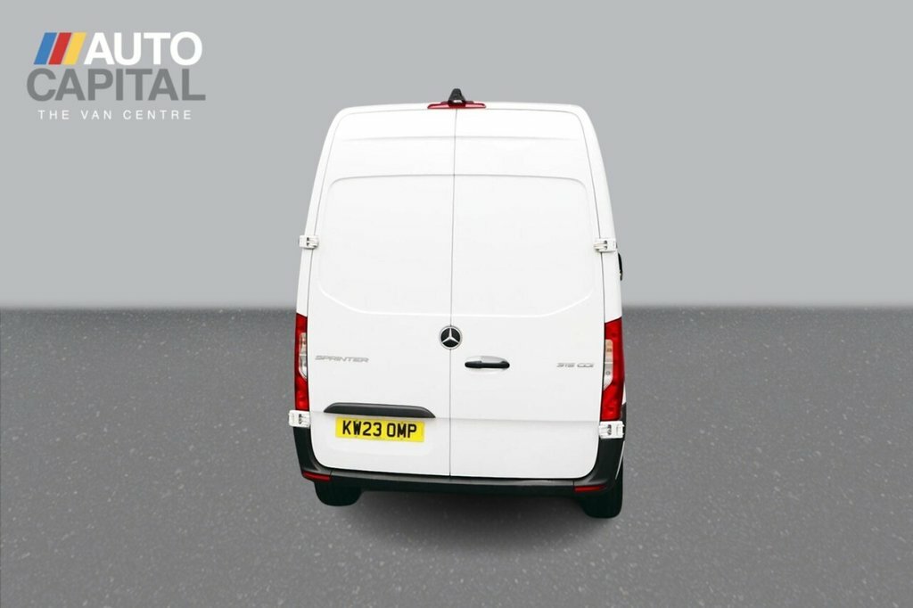 Mercedes-Benz Sprinter 2L Premium White #4