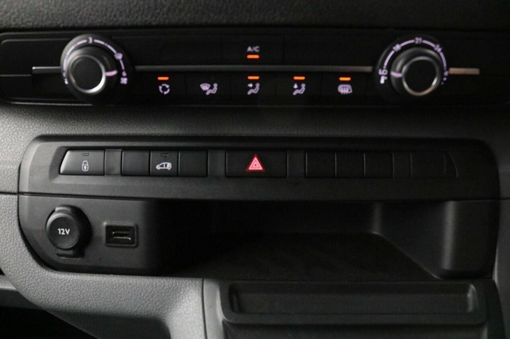 Peugeot E-Expert Peugeot E-expert E 1000 75Kwh Professional Premium White #17