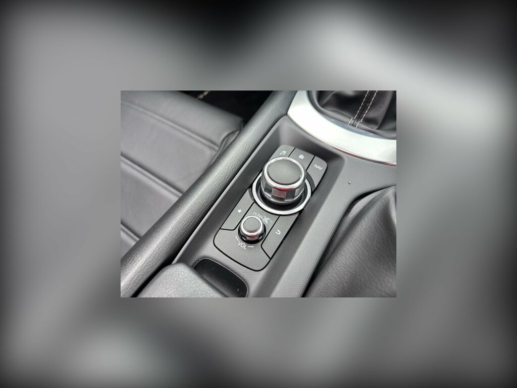 Fiat 124 Spider 124 Spider Lusso Multiair White #34