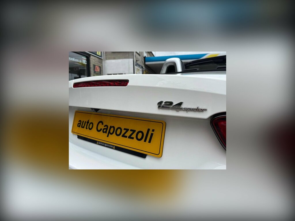 Fiat 124 Spider 1.4 Multiair Lusso Plus Convertible Eur White #6