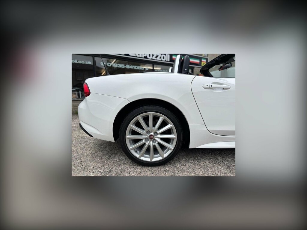 Fiat 124 Spider 124 Spider Lusso Multiair White #12