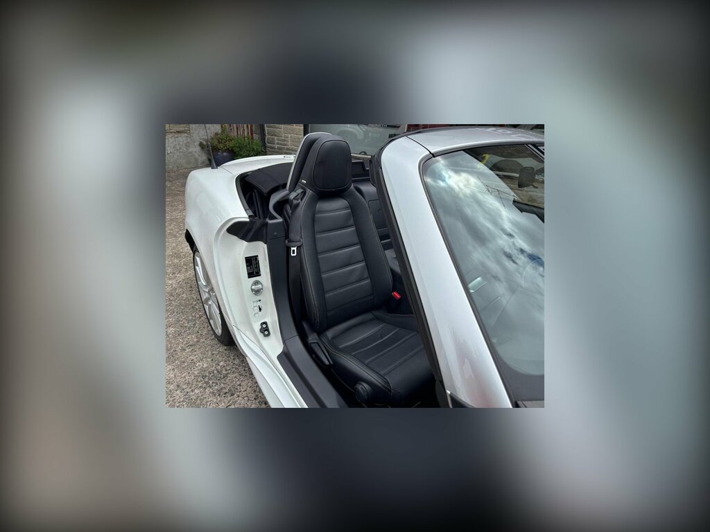 Fiat 124 Spider 124 Spider Lusso Multiair White #38