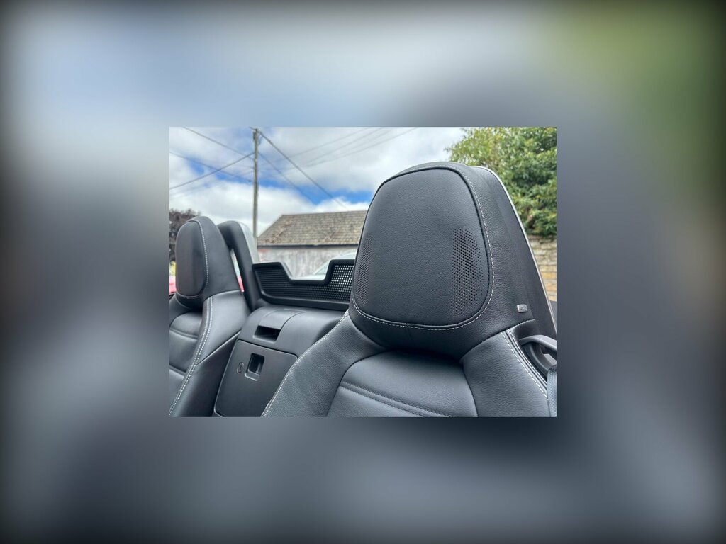 Fiat 124 Spider 124 Spider Lusso Multiair White #49