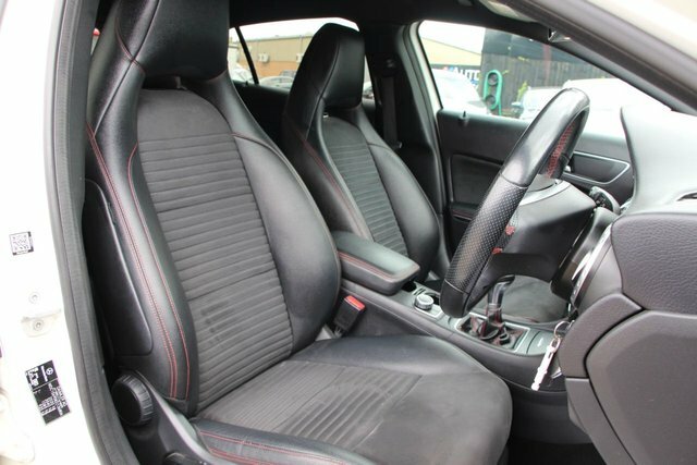 Mercedes-Benz GLA Class 2.1 Gla200 Cdi Amg Line Suv Euro White #5