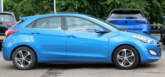 Hyundai I30 1.6 Se Nav Hatchback Euro 6 120 P Blue #3