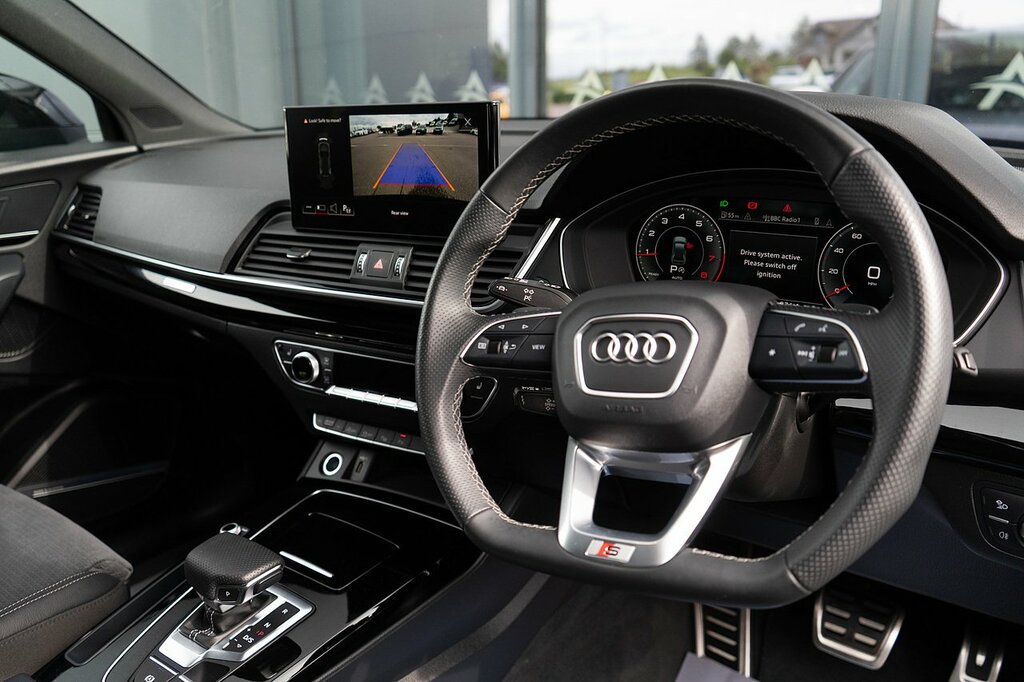 Audi Q5 Tfsi Black Edition VX74YEY Black #3