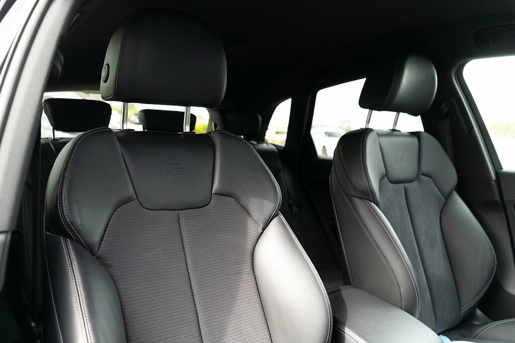 Audi Q5 Tfsi Black Edition VX74YEY Black #6