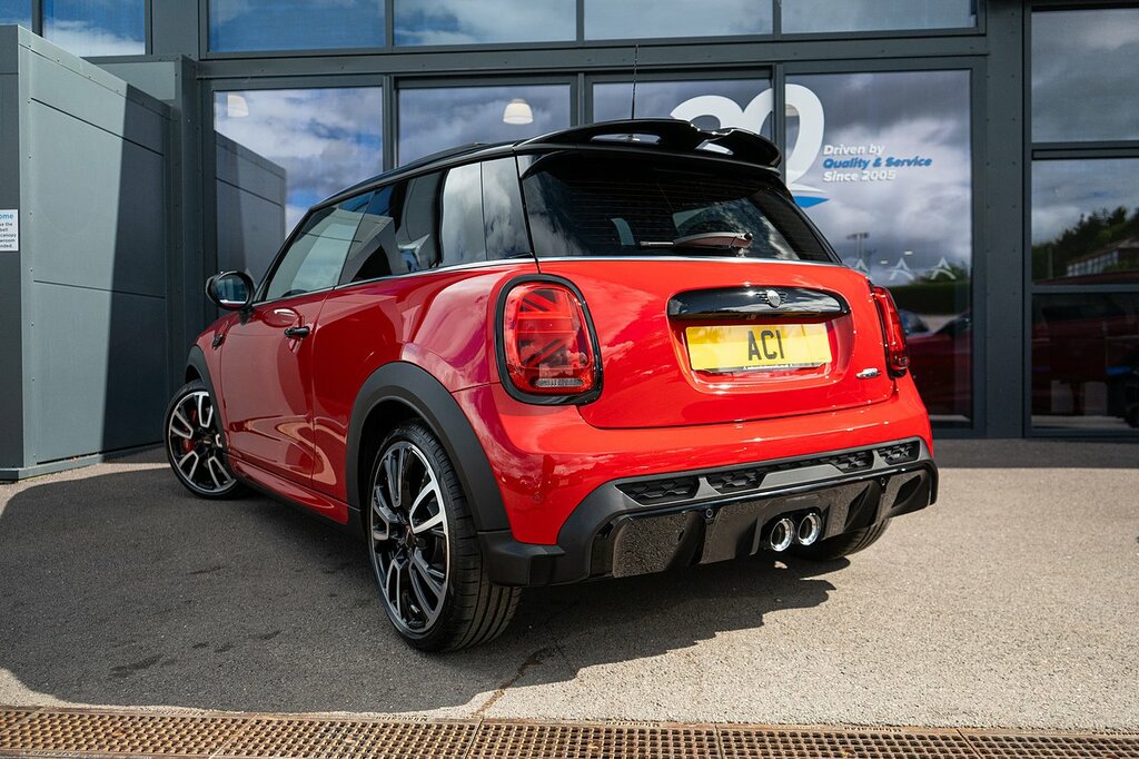 Mini Hatch John Cooper Works YW72KJO Red #5