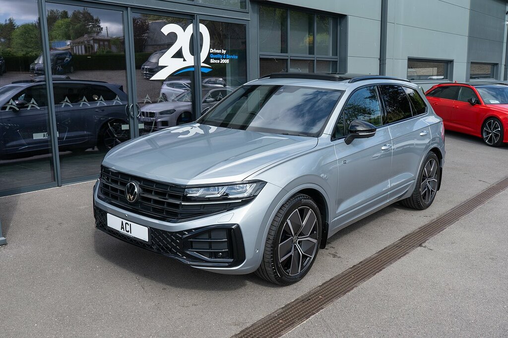 Volkswagen Touareg Tdi V6 Black Edition Silver #5
