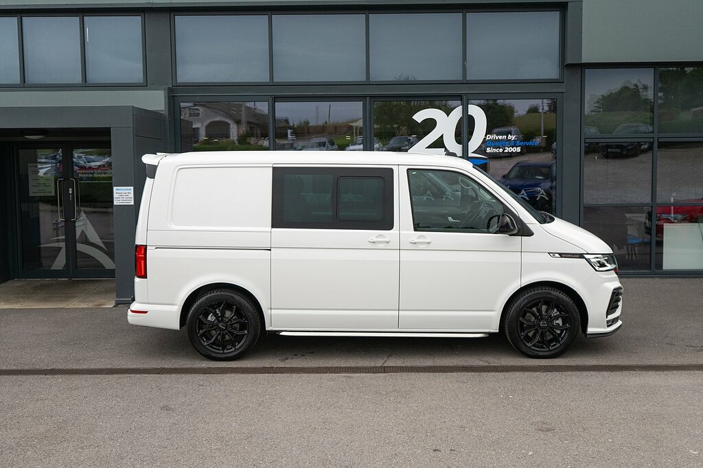Volkswagen Transporter Sportline Panel Van Dsg 2.0Bi-tdi 204Ps Blue #22