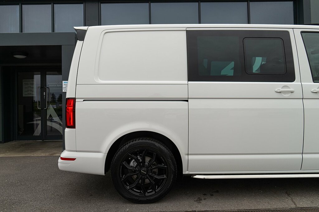 Volkswagen Transporter Sportline Panel Van Dsg 2.0Bi-tdi 204Ps Blue #24