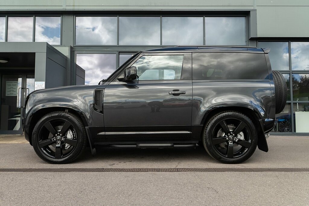 Land Rover Defender 90 D350 Mhev X-dynamic Hse Grey #4